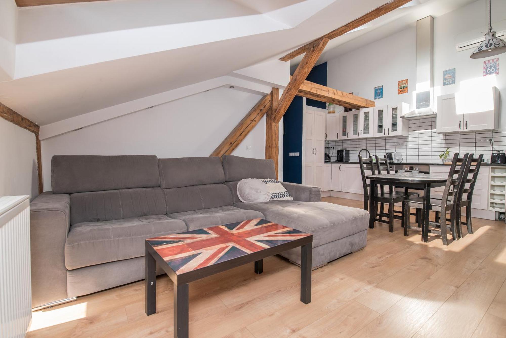 Przytulny Loft W Uroczej Okolicy Apartment Гливице Екстериор снимка